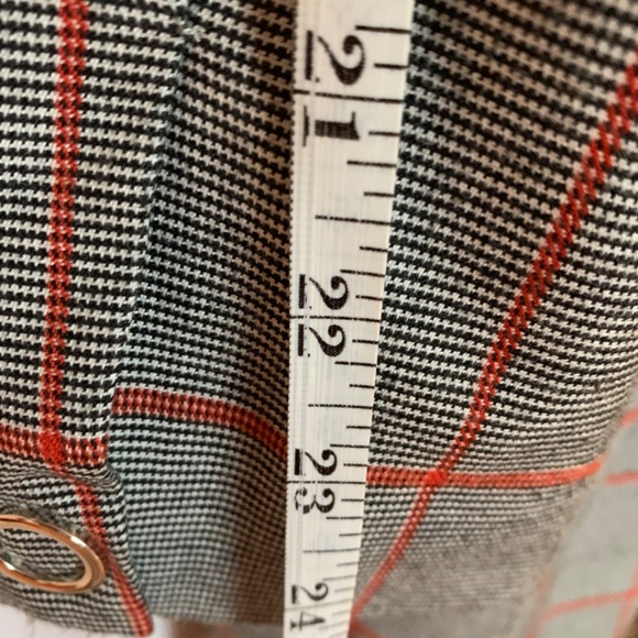 Blazer - Picture 3 of 5